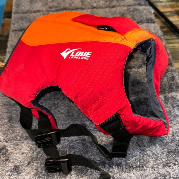SALE!! Dog life vest for boating.  3 - Picture 1 of 11